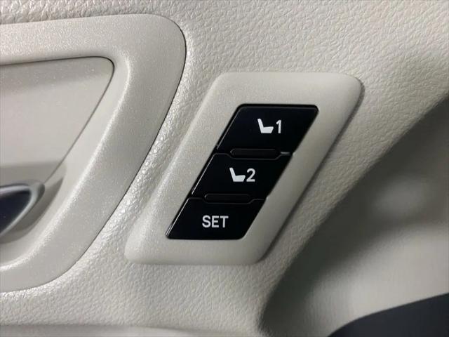 2023 Toyota Sienna Limited