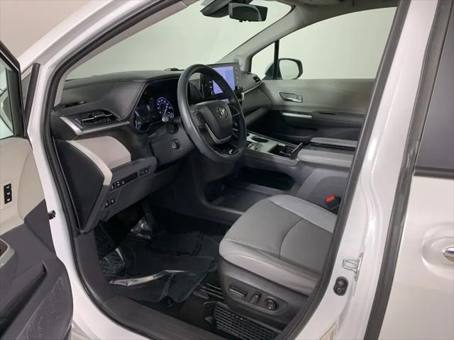 2023 Toyota Sienna Limited