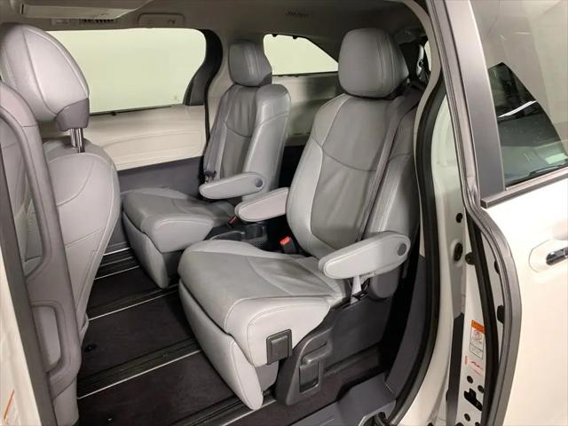 2023 Toyota Sienna Limited