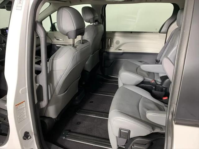 2023 Toyota Sienna Limited