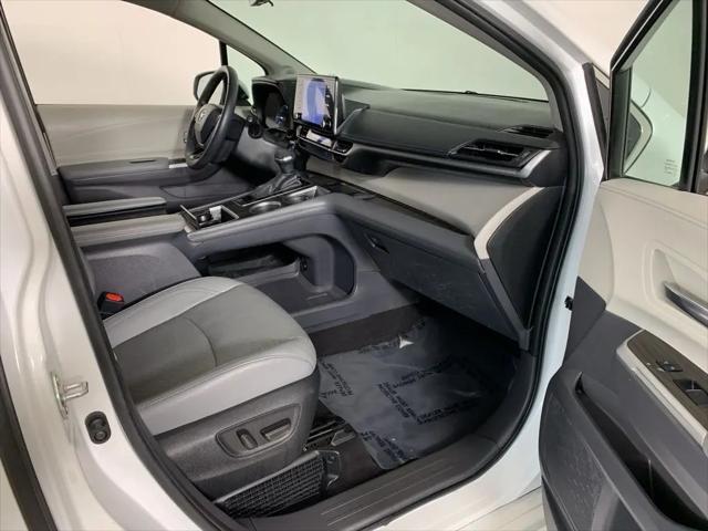 2023 Toyota Sienna Limited