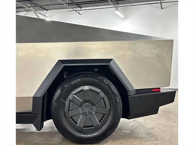 2025 Tesla Cybertruck All-Wheel Drive