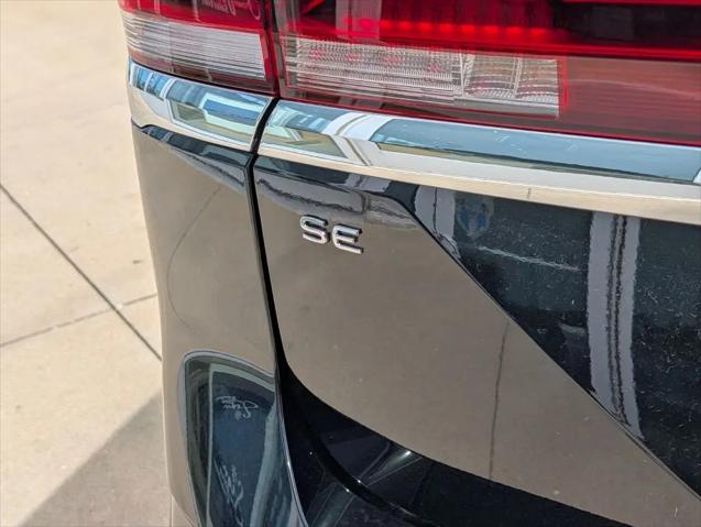 2026 Volkswagen Atlas SE with Technology