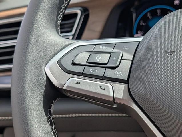 2026 Volkswagen Atlas SE with Technology