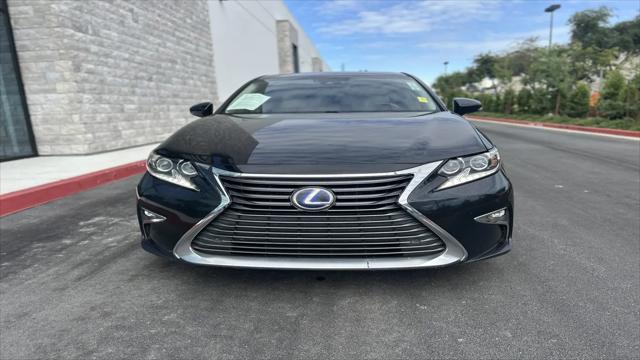 2017 Lexus ES 300h ES 300h