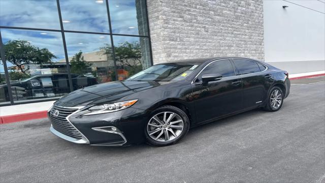 2017 Lexus ES 300h ES 300h