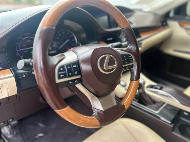 2017 Lexus ES 300h ES 300h