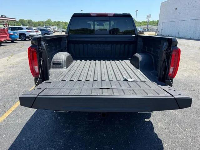 2026 GMC Sierra 1500 Crew Cab, Short Bed, SLT, 4WD
