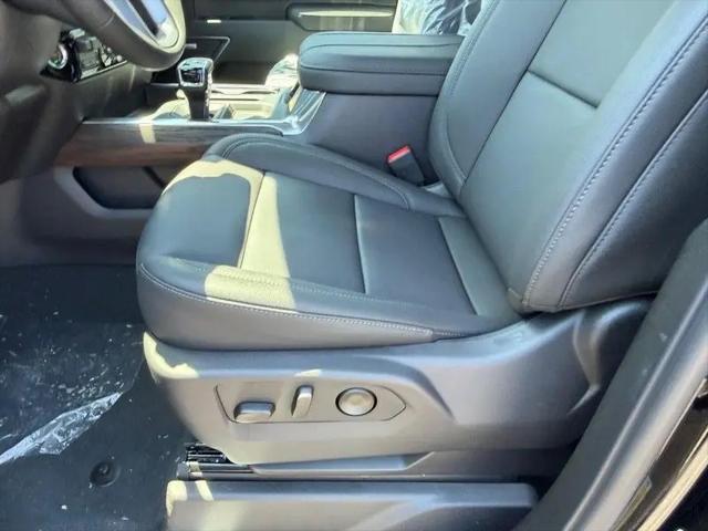 2026 GMC Sierra 1500 Crew Cab, Short Bed, SLT, 4WD