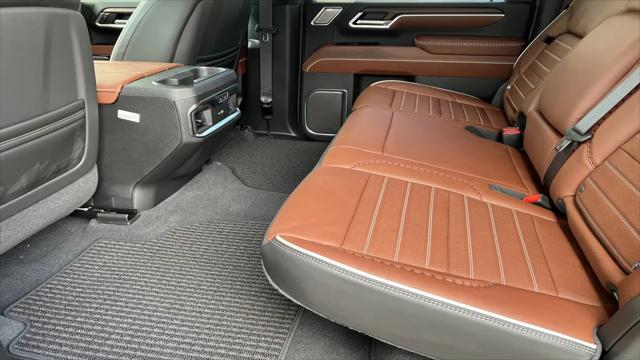 2026 GMC Sierra 2500HD Crew Cab, Standard Bed, Denali Ultimate, 4WD