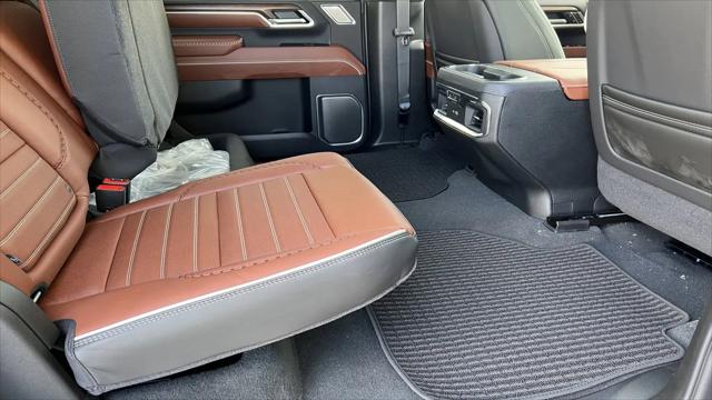 2026 GMC Sierra 2500HD Crew Cab, Standard Bed, Denali Ultimate, 4WD