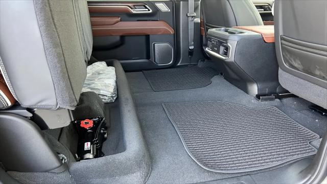 2026 GMC Sierra 2500HD Crew Cab, Standard Bed, Denali Ultimate, 4WD