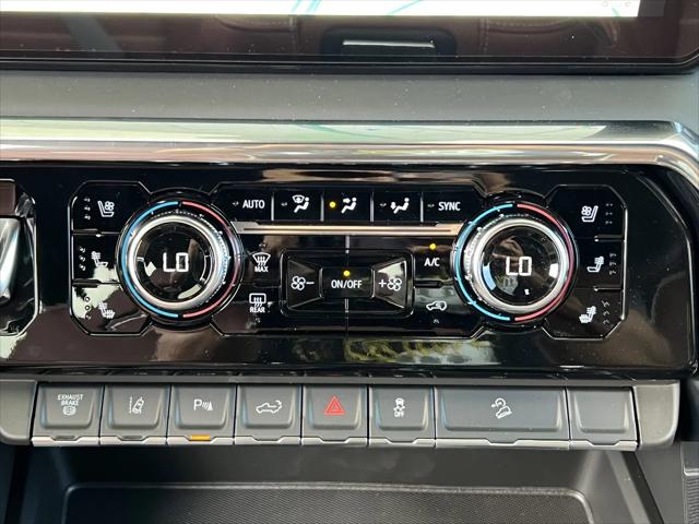 2026 GMC Sierra 2500HD Crew Cab, Standard Bed, Denali Ultimate, 4WD