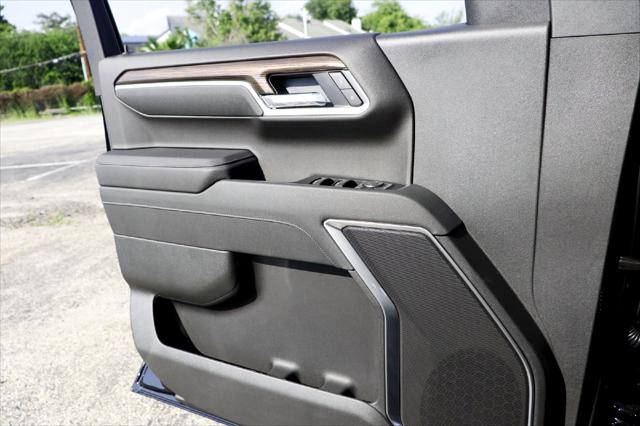 2026 Chevrolet Silverado 1500 4WD Crew Cab Standard Bed LT