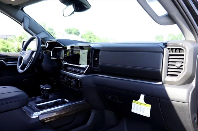 2026 Chevrolet Silverado 1500 4WD Crew Cab Standard Bed LT