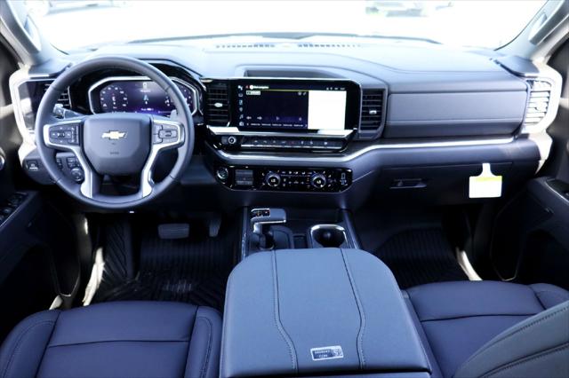 2026 Chevrolet Silverado 1500 4WD Crew Cab Standard Bed LT