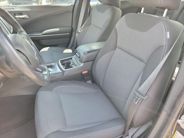 2016 Dodge Charger SE