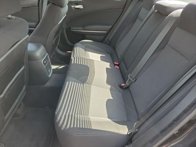 2016 Dodge Charger SE