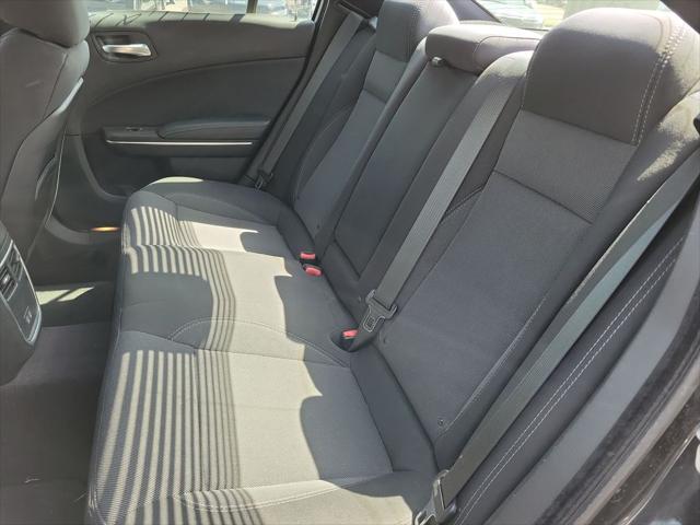 2016 Dodge Charger SE