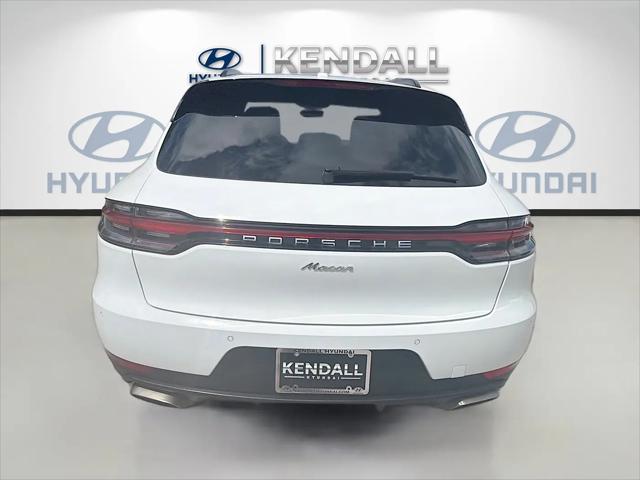 2021 Porsche Macan Macan