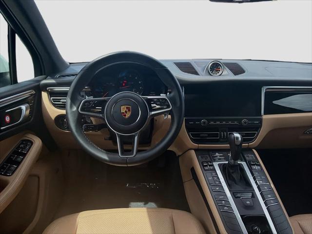 2021 Porsche Macan Macan