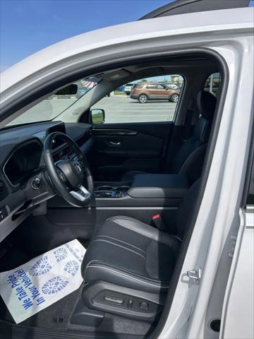 2023 Honda Pilot AWD Elite