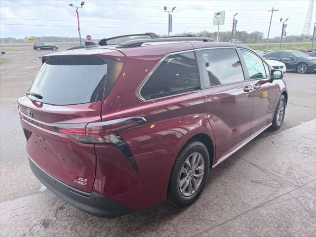 2021 Toyota Sienna XLE