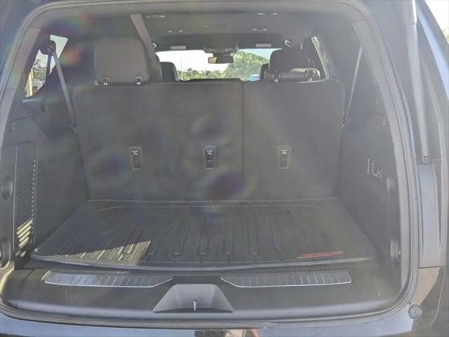 2023 Chevrolet Suburban 4WD RST