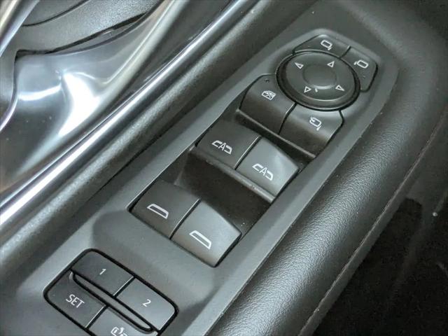2023 Chevrolet Suburban 4WD RST
