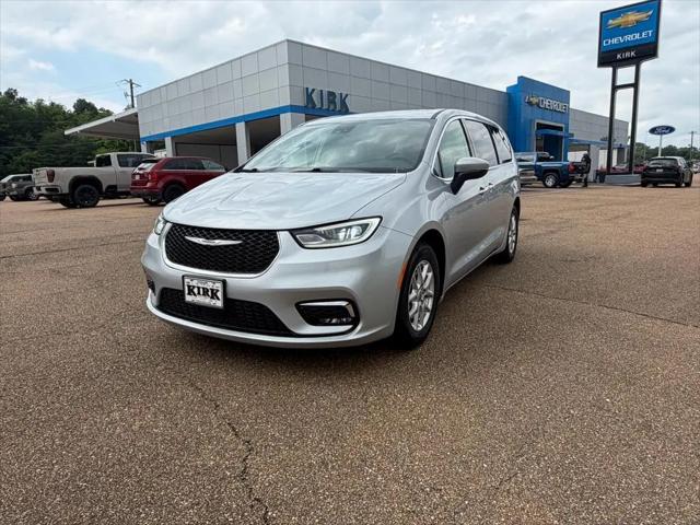 2023 Chrysler Pacifica Touring L for sale in Vicksburg, MS