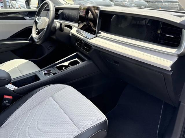2025 Volkswagen Tiguan 2.0T SE