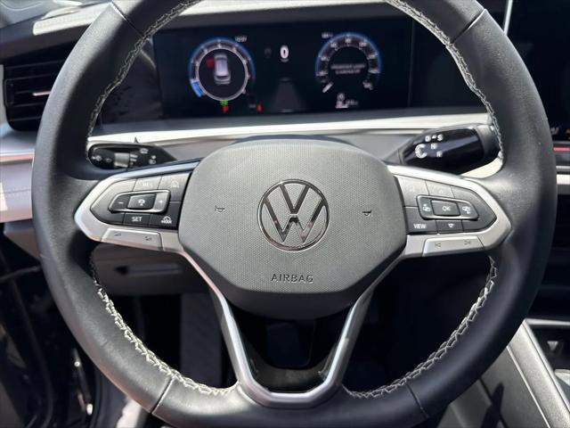 2025 Volkswagen Tiguan 2.0T SE