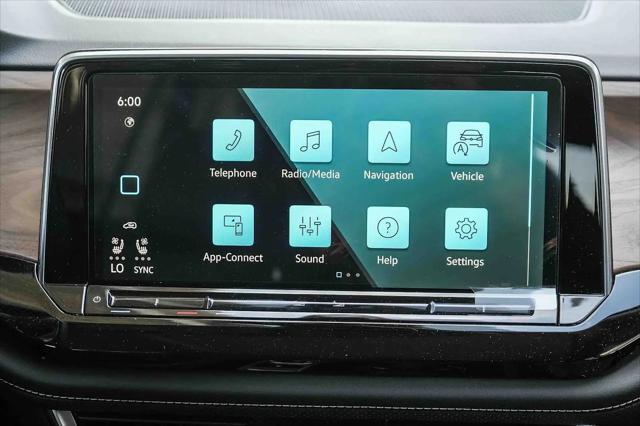 2026 Volkswagen Atlas SE with Technology