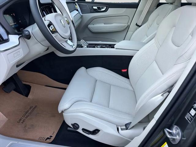 2026 Volvo XC60 Plug-In Hybrid Ultra, T8 AWD Electric/Gasoline, Dark