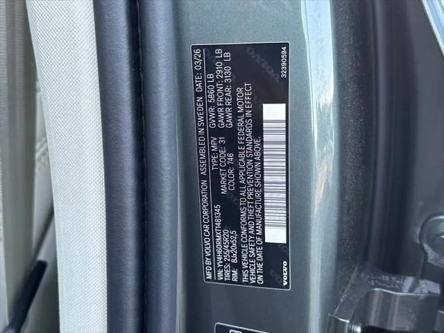 2026 Volvo XC60 Plug-In Hybrid Ultra, T8 AWD Electric/Gasoline, Dark