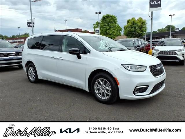2024 Chrysler Pacifica Touring L for sale in Barboursville, WV