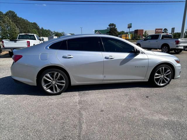 2022 Chevrolet Malibu FWD LT