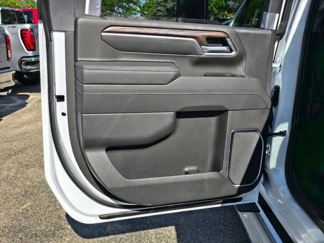 2026 GMC Sierra 3500HD Crew Cab, Long Bed, SLT Dual Rear Wheel, 4WD