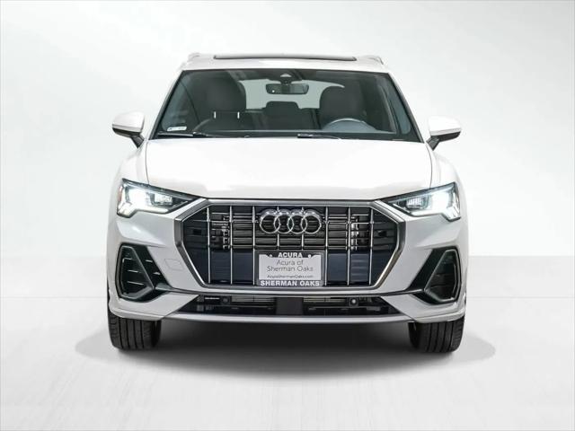 2024 Audi Q3 Premium 45 TFSI S line quattro Tiptronic