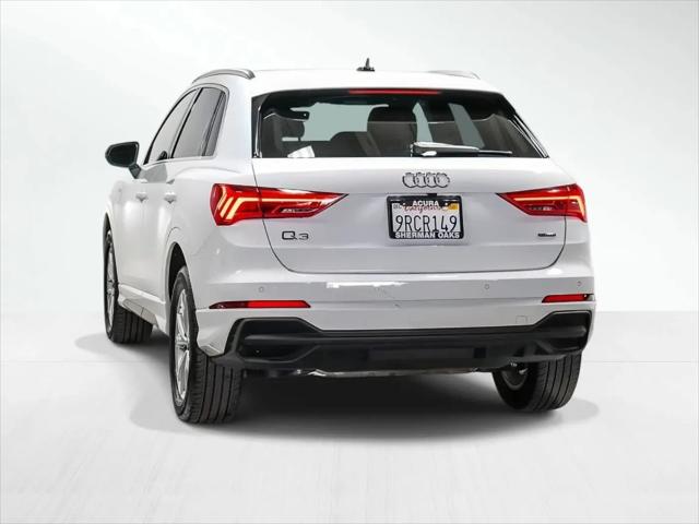 2024 Audi Q3 Premium 45 TFSI S line quattro Tiptronic