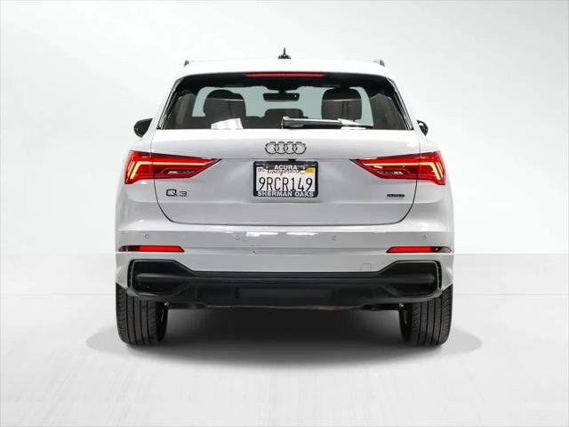 2024 Audi Q3 Premium 45 TFSI S line quattro Tiptronic