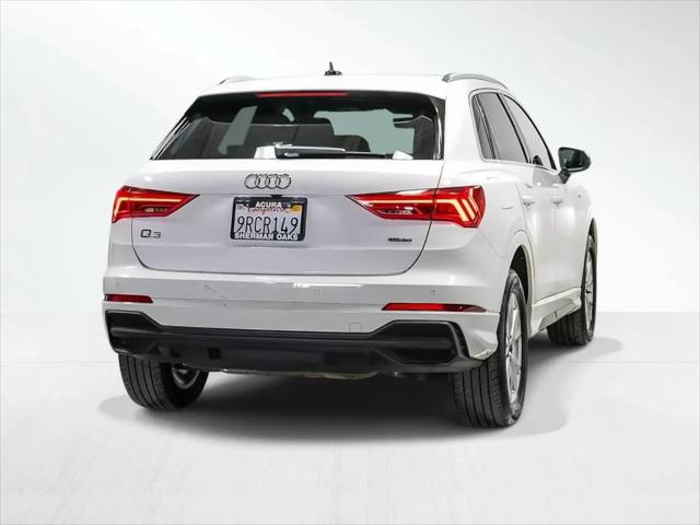 2024 Audi Q3 Premium 45 TFSI S line quattro Tiptronic