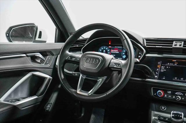 2024 Audi Q3 Premium 45 TFSI S line quattro Tiptronic