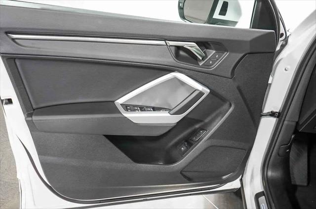2024 Audi Q3 Premium 45 TFSI S line quattro Tiptronic