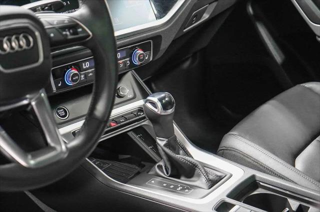 2024 Audi Q3 Premium 45 TFSI S line quattro Tiptronic