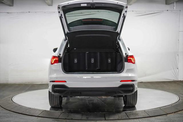 2024 Audi Q3 Premium 45 TFSI S line quattro Tiptronic