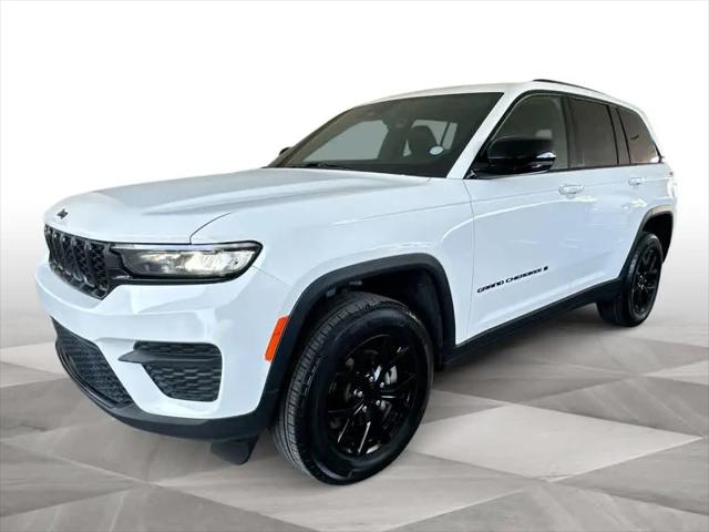 2025 Jeep Grand Cherokee Altitude 4x2