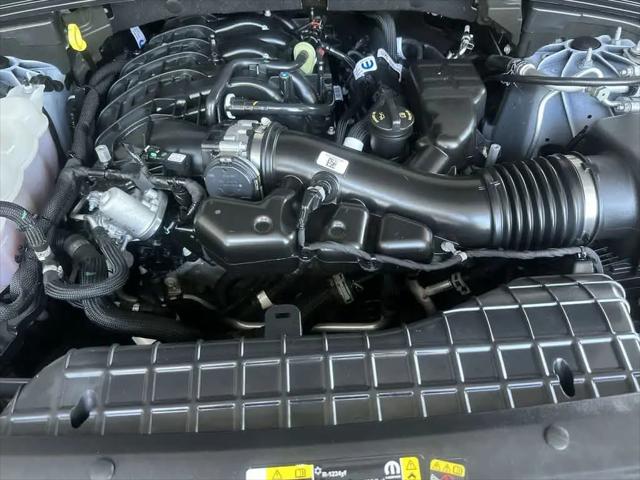 2025 Jeep Grand Cherokee Altitude 4x2
