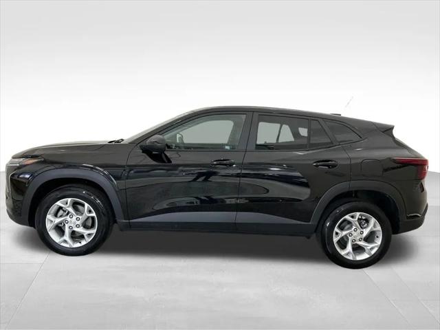 2025 Chevrolet Trax FWD LS