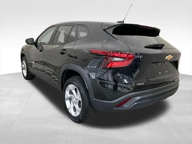 2025 Chevrolet Trax FWD LS